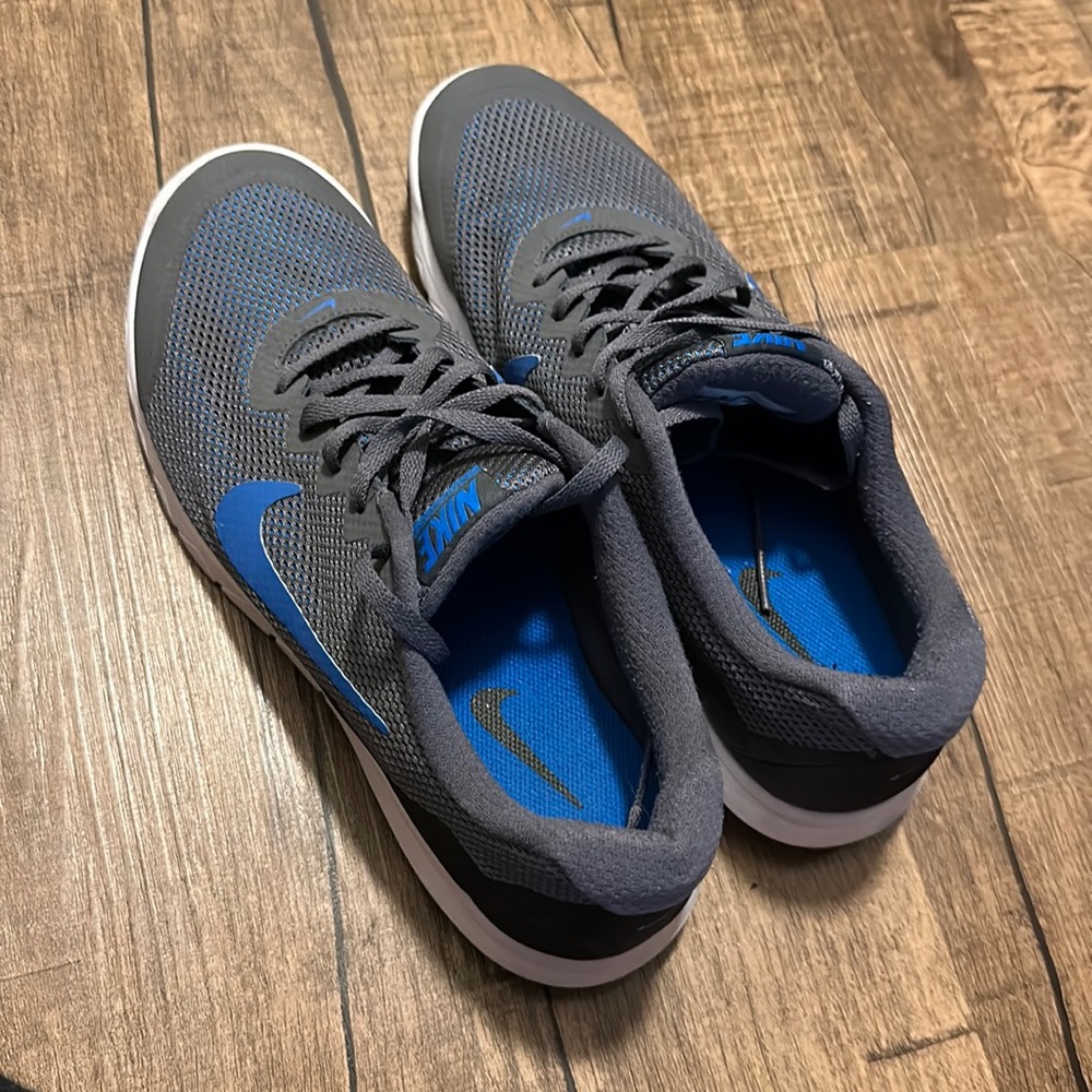 Nike Running Shoe - US Size 9